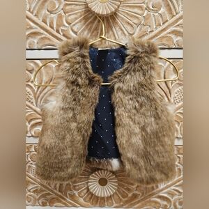 Oshgosh Faux Fur Vest with Polka Dot Lining 12 Months NWOT